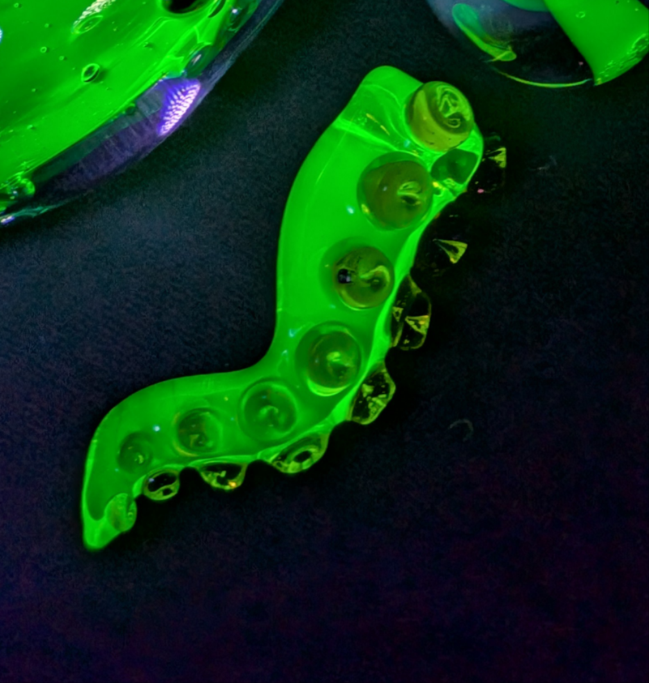 Tentacle pendant