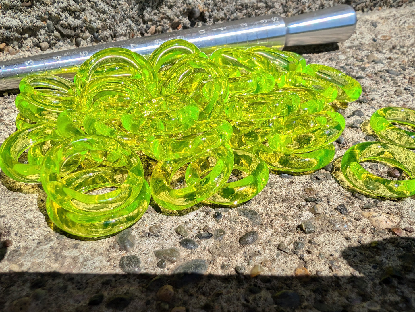 Uranium glass ring