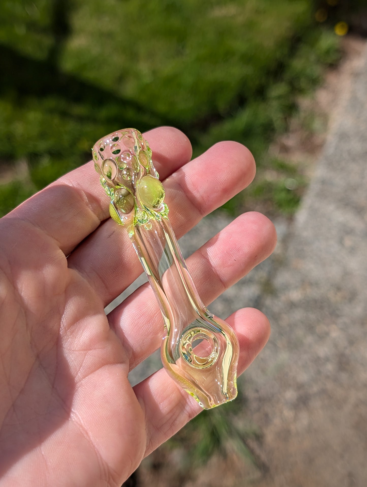 Uranium glass doughnut chillum