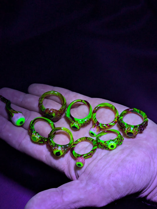 Uranium bloody eye rings