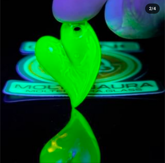 Uranium glass heart pendant